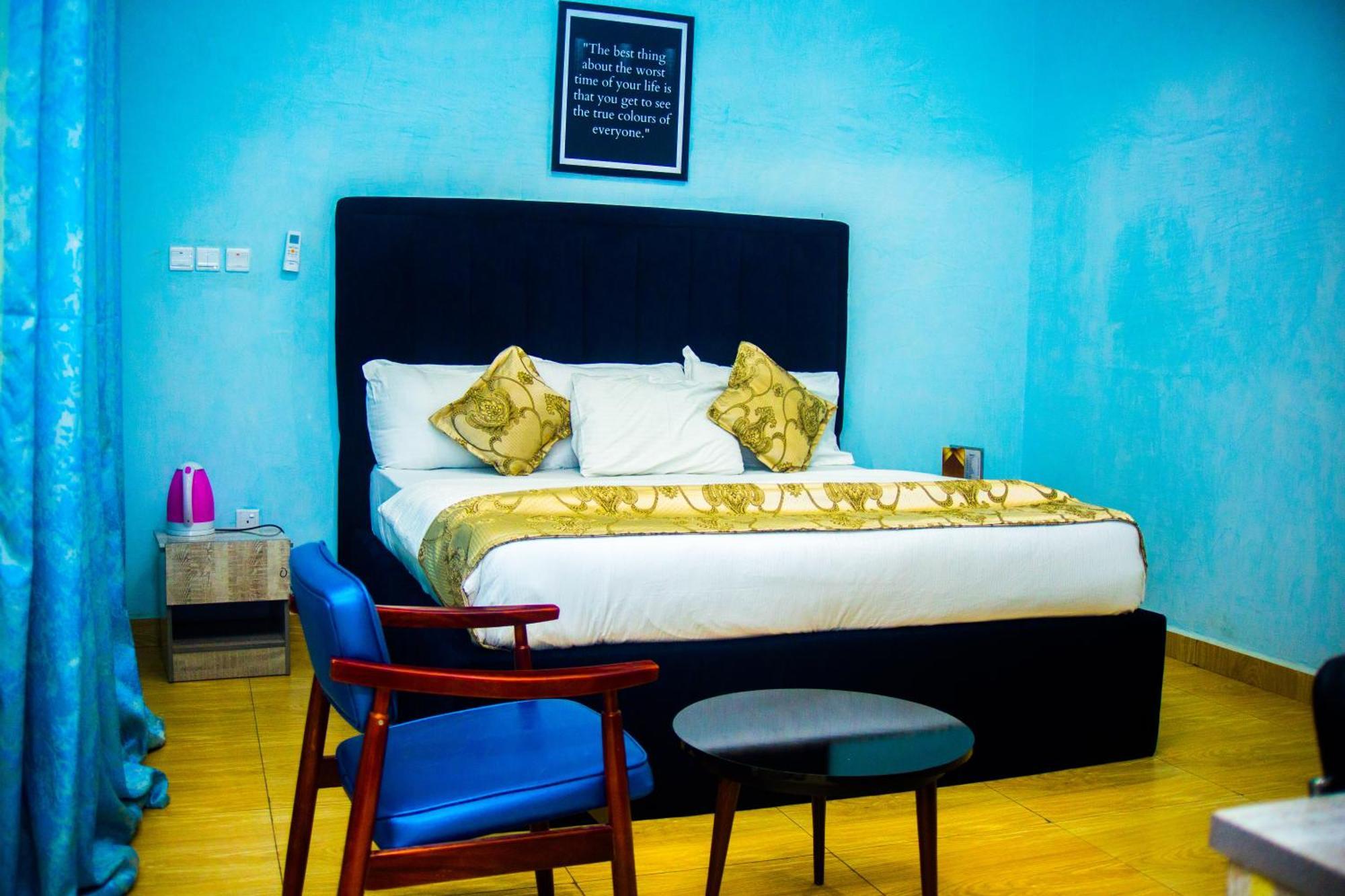 Vibes Suites Kaba Экстерьер фото
