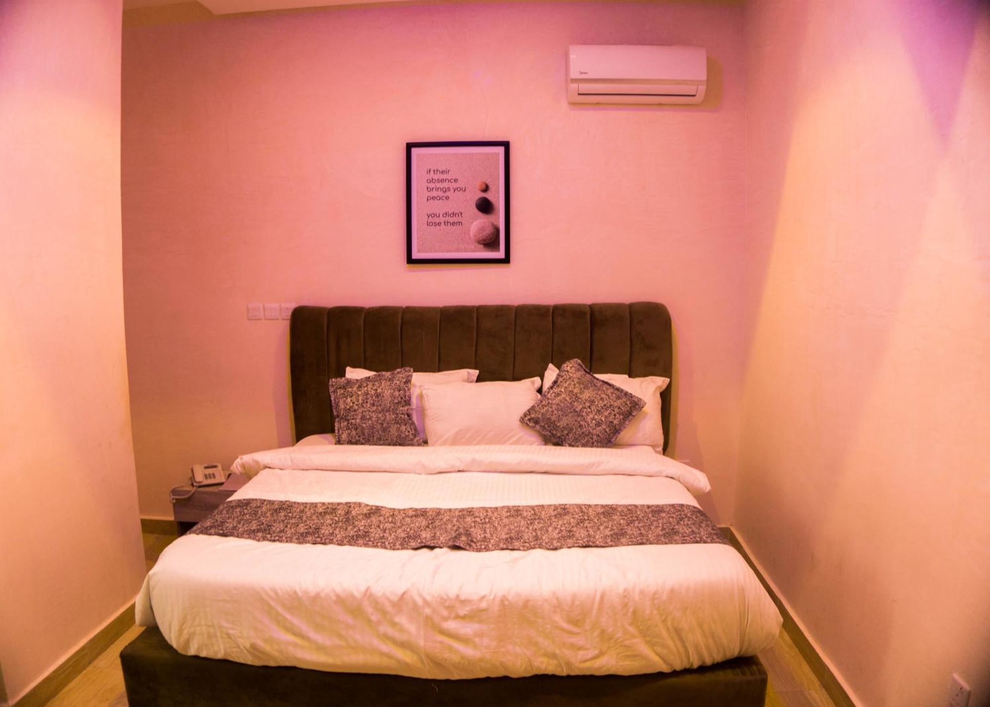 Vibes Suites Kaba Экстерьер фото