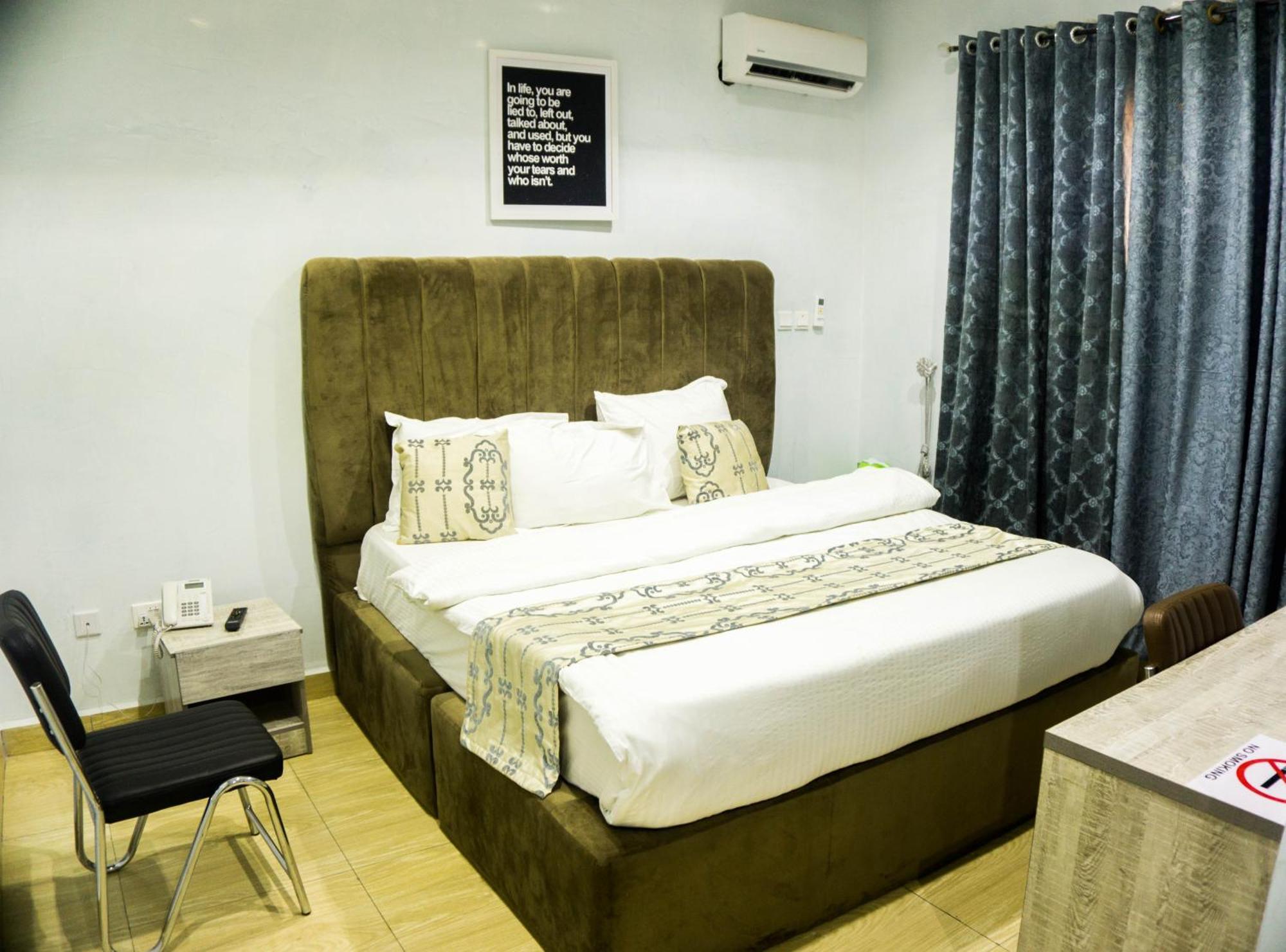Vibes Suites Kaba Экстерьер фото