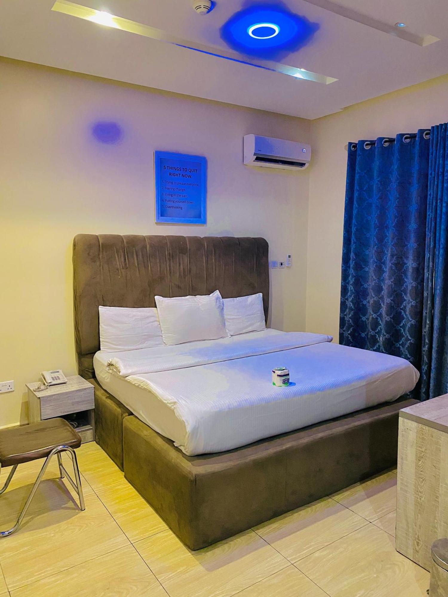 Vibes Suites Kaba Экстерьер фото